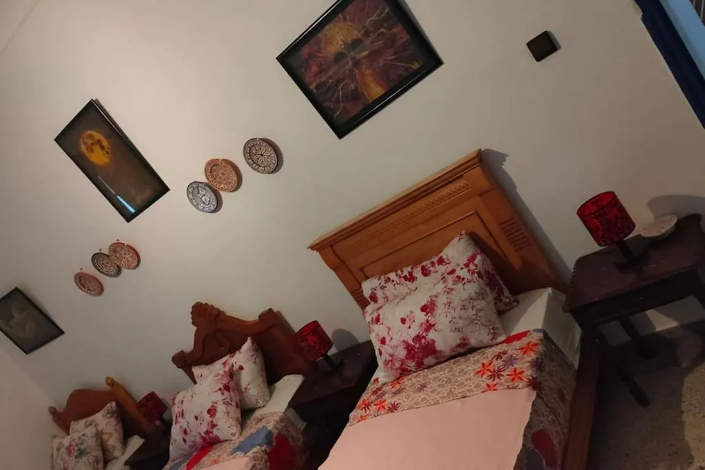 Διαμέρισμα J Appartement Εσαουίρα