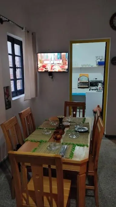 Διαμέρισμα J Appartement Εσαουίρα