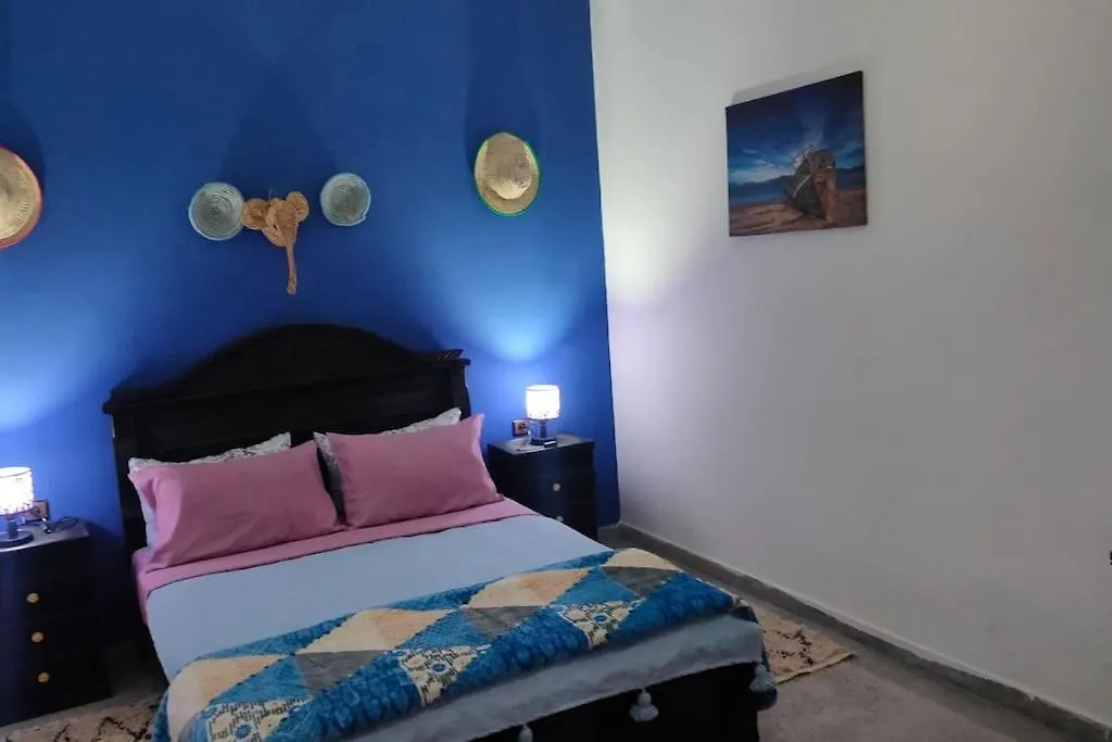 J Appartement Εσαουίρα Διαμέρισμα
